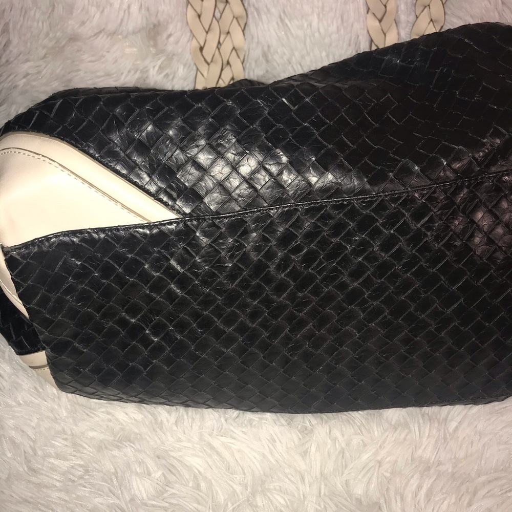 Purse - Picture 5 of 8